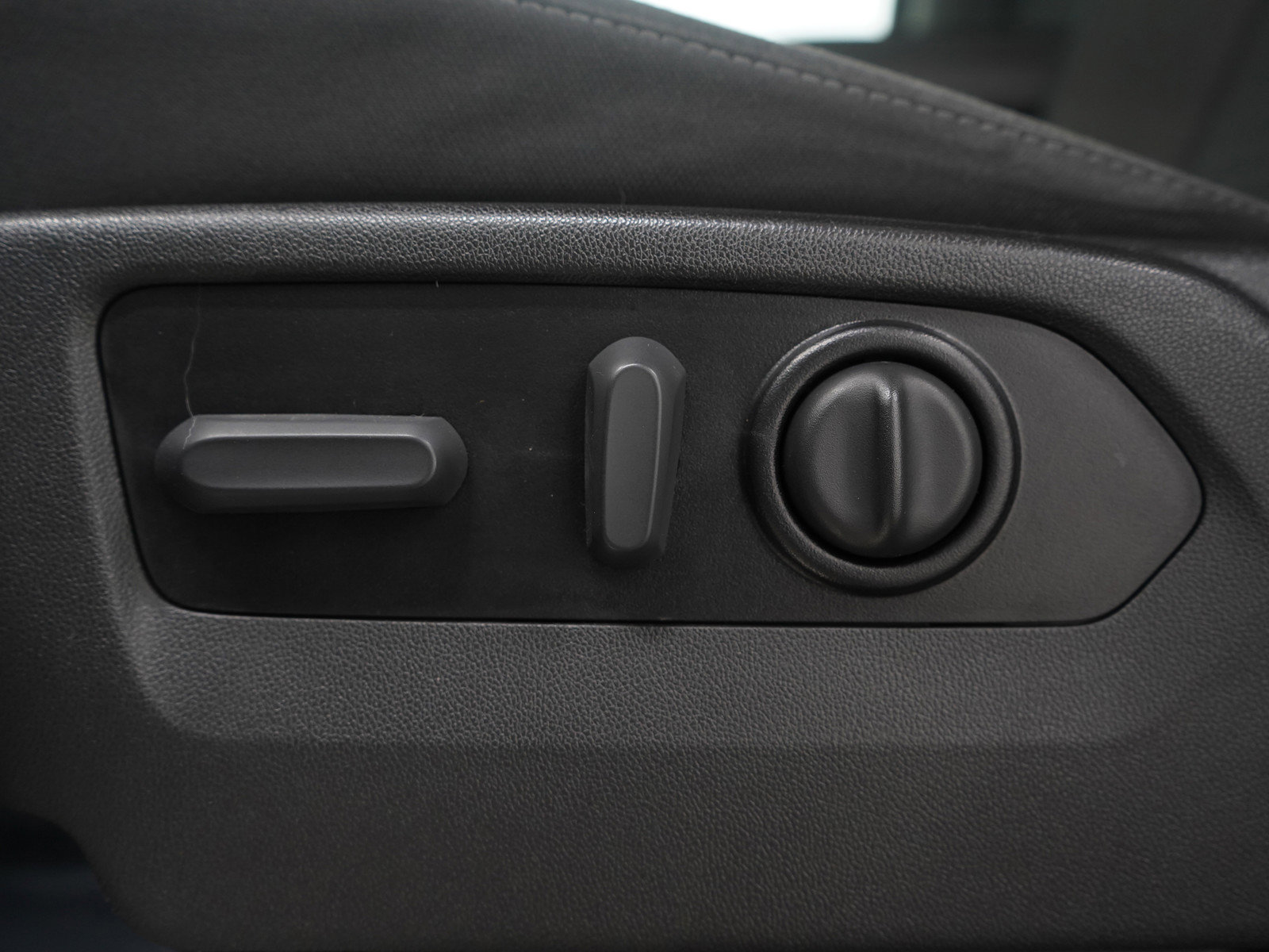 Used 2022 GMC Sierra 1500 Elevation image 23