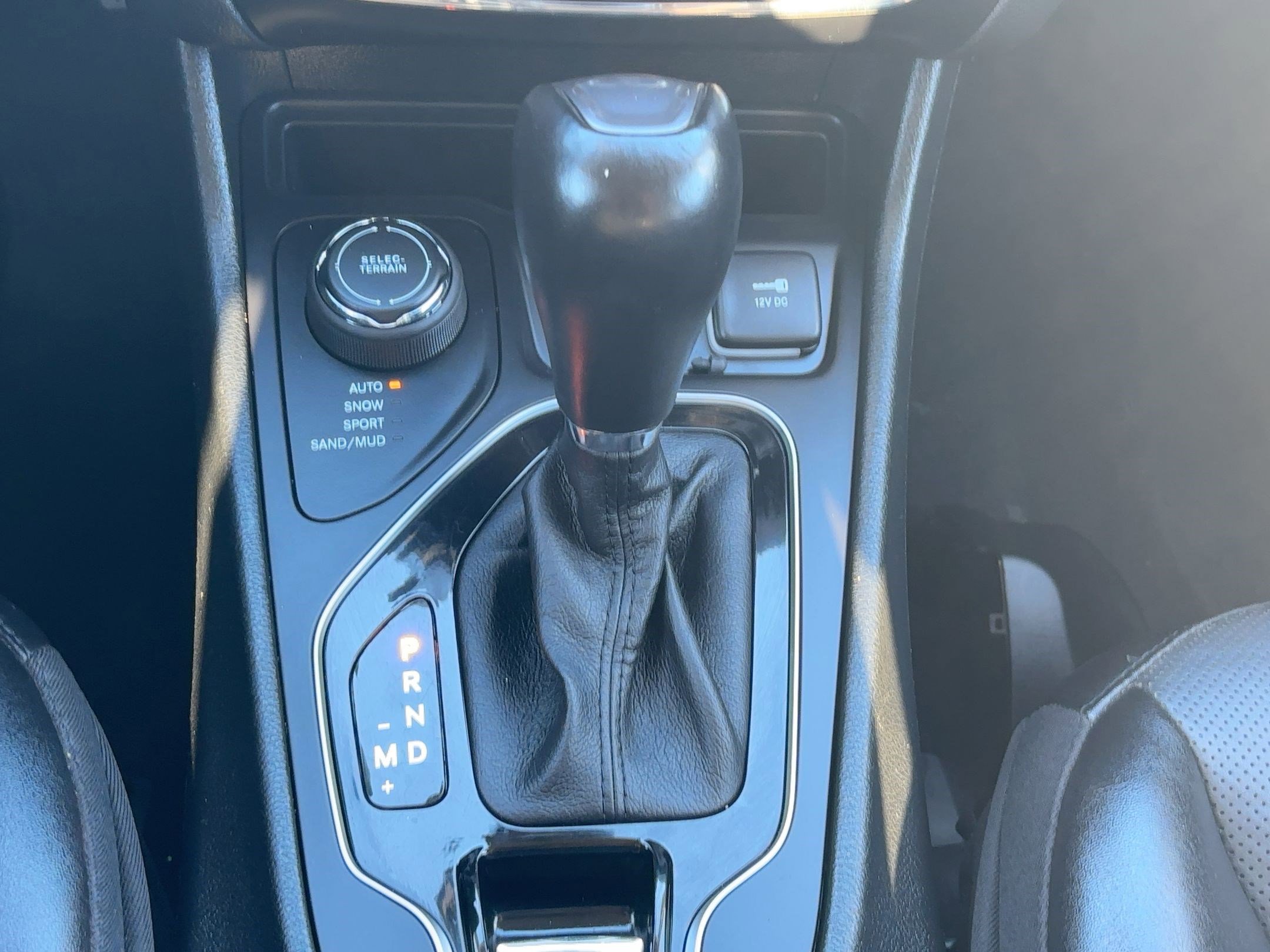 Used 2023 Jeep Cherokee Altitude Lux image 26