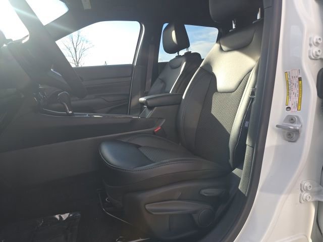 New 2026 Jeep Compass Latitude image 9