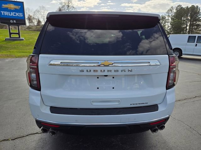 Used 2023 Chevrolet Suburban Premier image 6