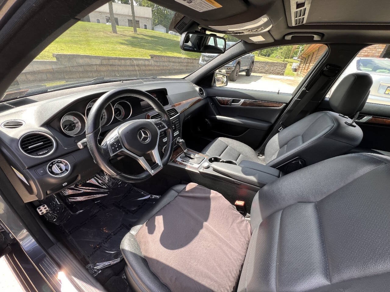 Used 2013 Mercedes-Benz C 300 4MATIC Sedan image 11