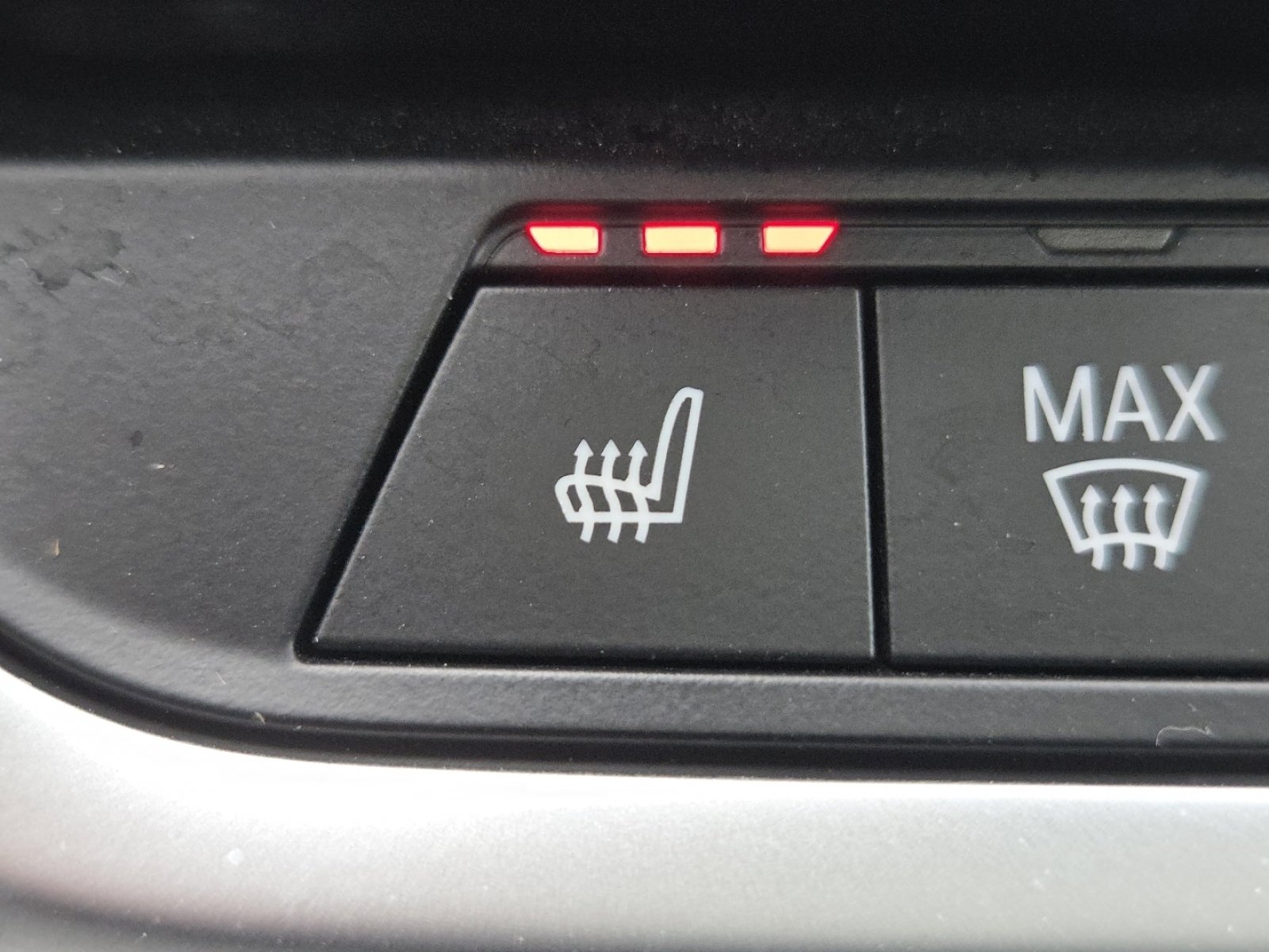 Used 2023 BMW X3 xDrive30i w/ Convenience Package image 5