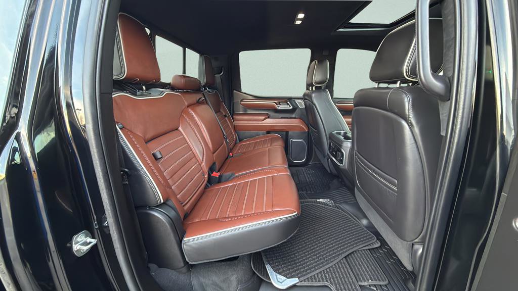 Used 2023 GMC Sierra 1500 Denali Ultimate image 24