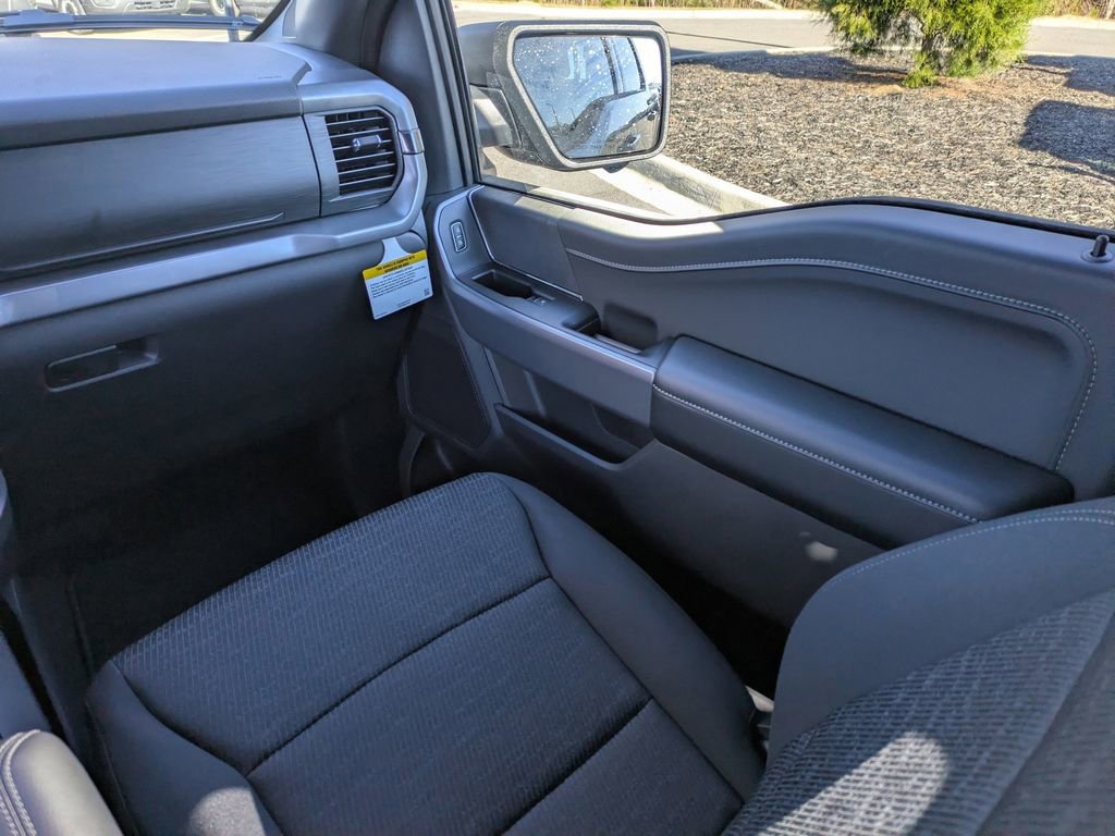 New 2026 Ford F150 XLT w/ Equipment Group 302A MID image 18