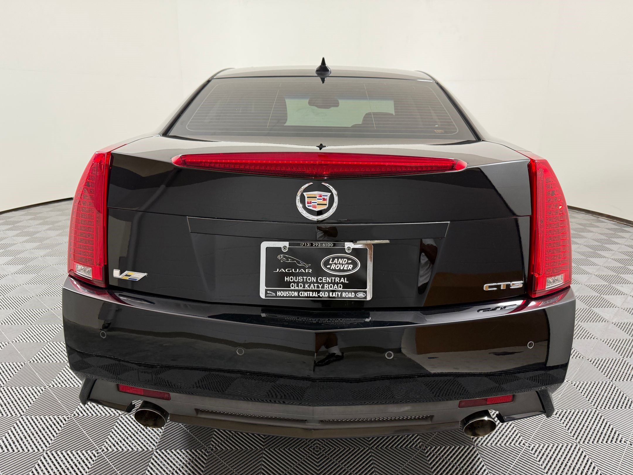 Used 2009 Cadillac CTS V RWD image 10