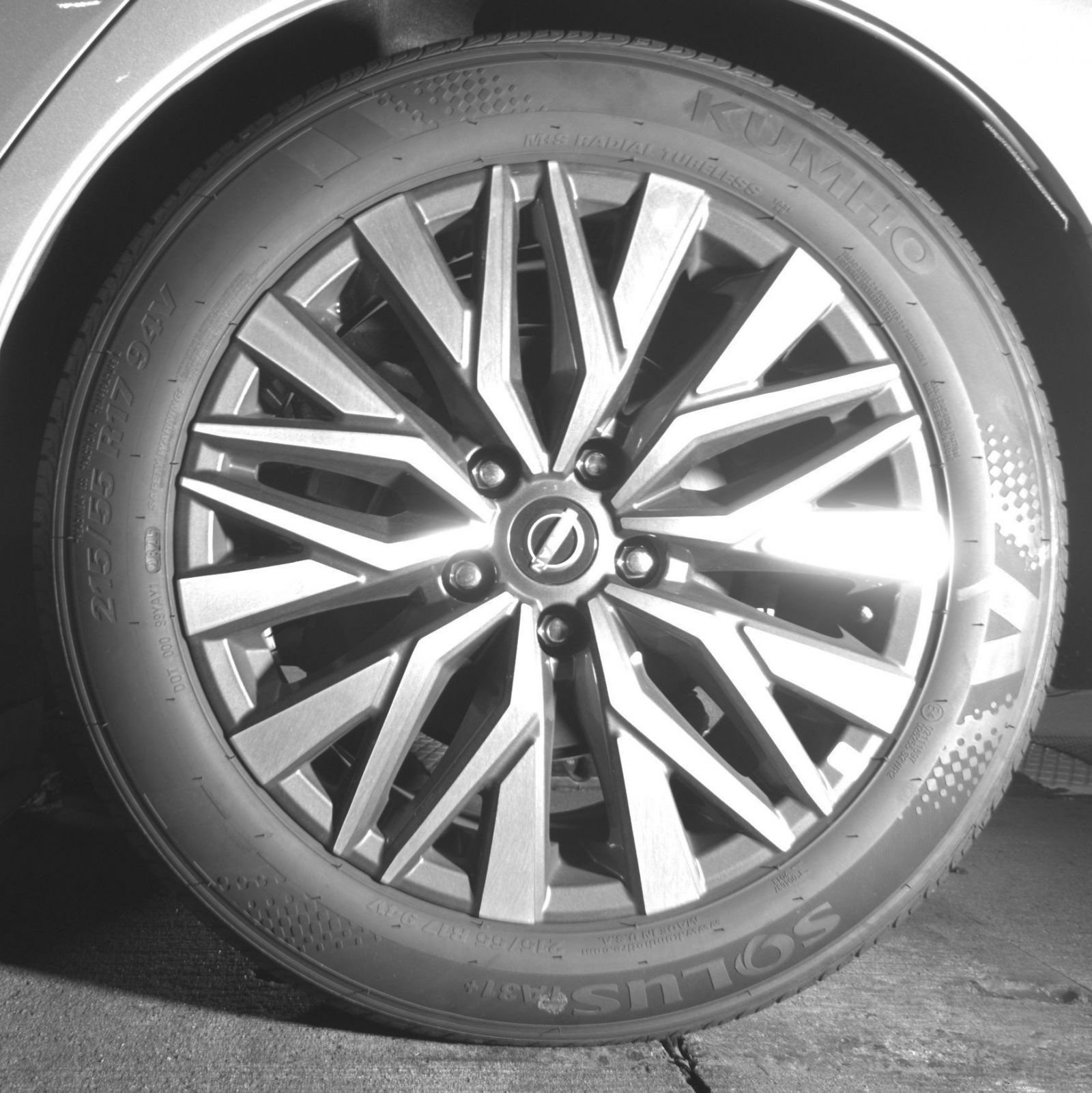 Used 2025 Nissan Altima 2.5 SV FWD image 16