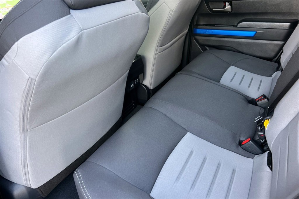 Used 2026 Toyota Tacoma TRD Off-Road image 15