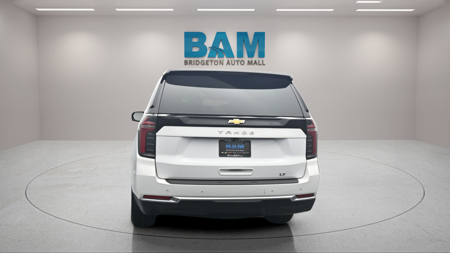 Used 2025 Chevrolet Tahoe LT AWD/4WD image 4