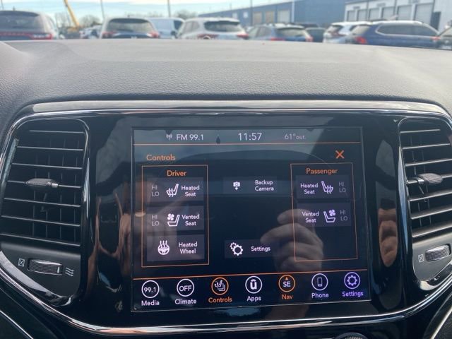 Used 2020 Jeep Grand Cherokee Limited w/ Luxury Group II image 20