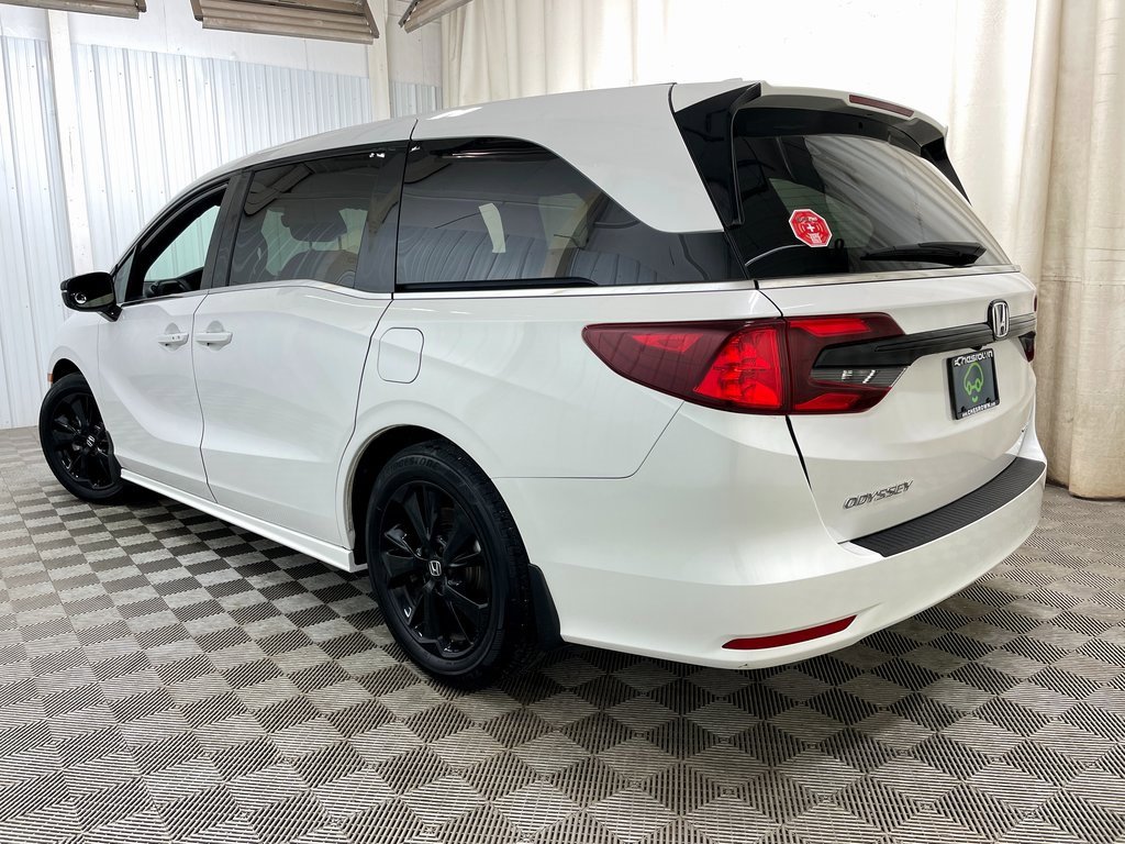 Used 2024 Honda Odyssey Sport image 18