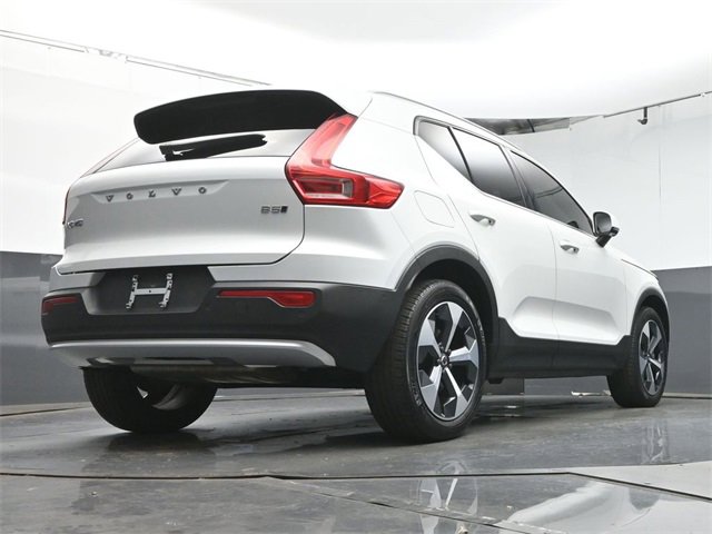 Used 2023 Volvo XC40 B5 Plus w/ Driver Assist Package image 38