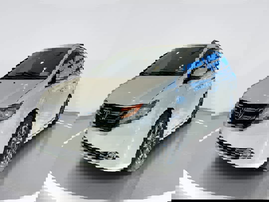 Used 2016 Honda Odyssey Touring image 1