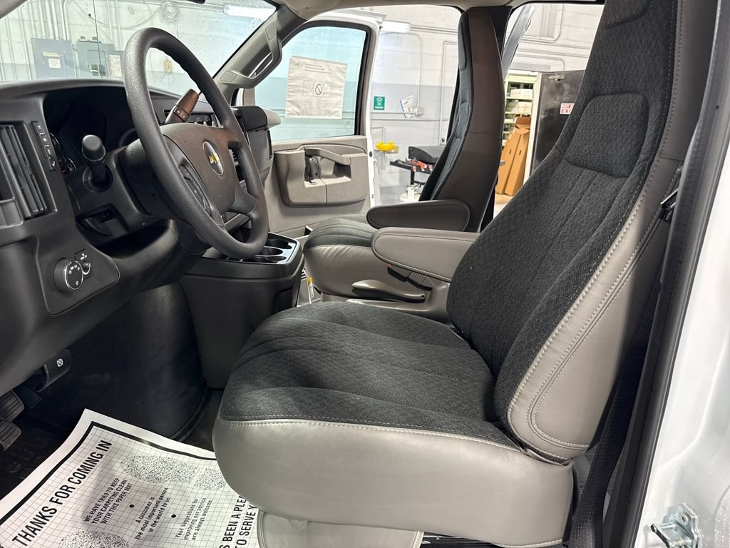New 2025 Chevrolet Express 3500 Extended w/ Driver Convenience Package RWD image 19