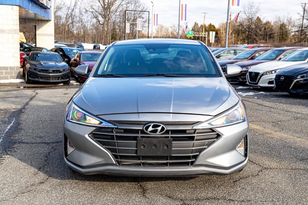 Used 2020 Hyundai Elantra SEL w/ Cargo Package (C1) FWD image 2