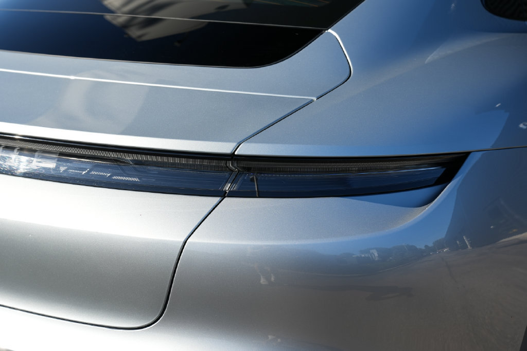 Certified 2021 Porsche Taycan 4S AWD/4WD image 15
