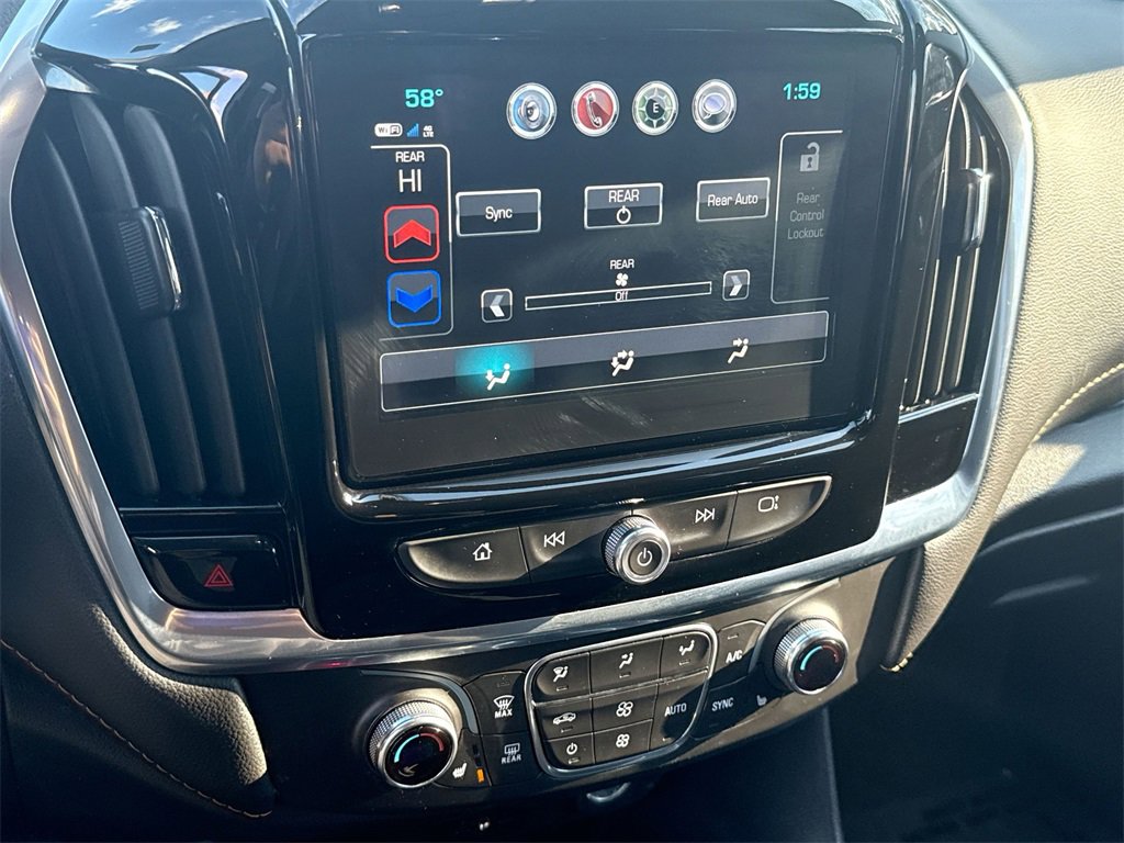 Used 2019 Chevrolet Traverse LT image 16