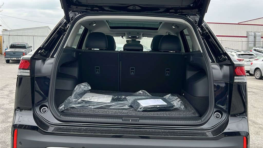 New 2026 Volkswagen Tiguan SE image 15