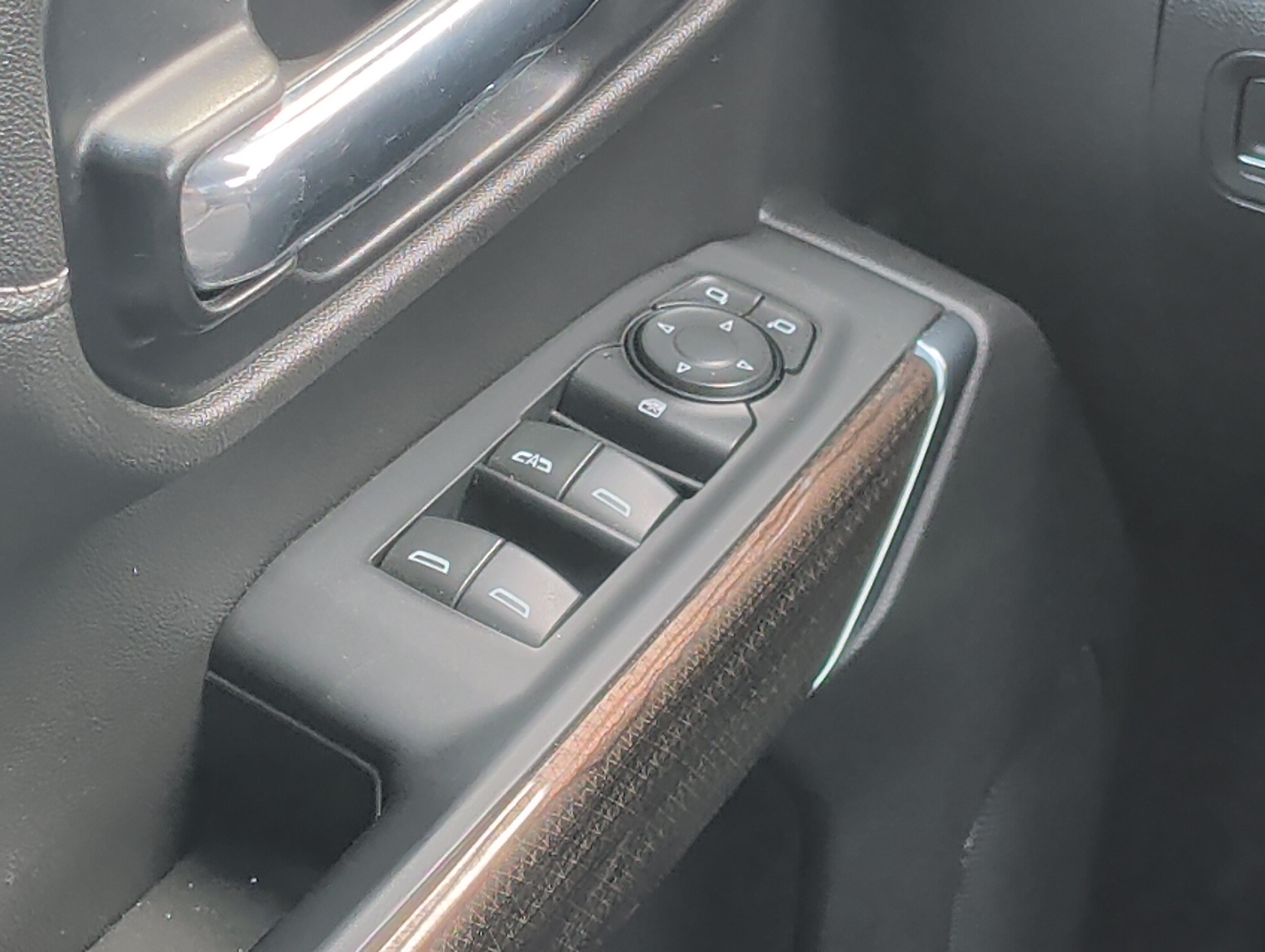 Used 2022 Chevrolet Silverado 1500 RST AWD/4WD image 22
