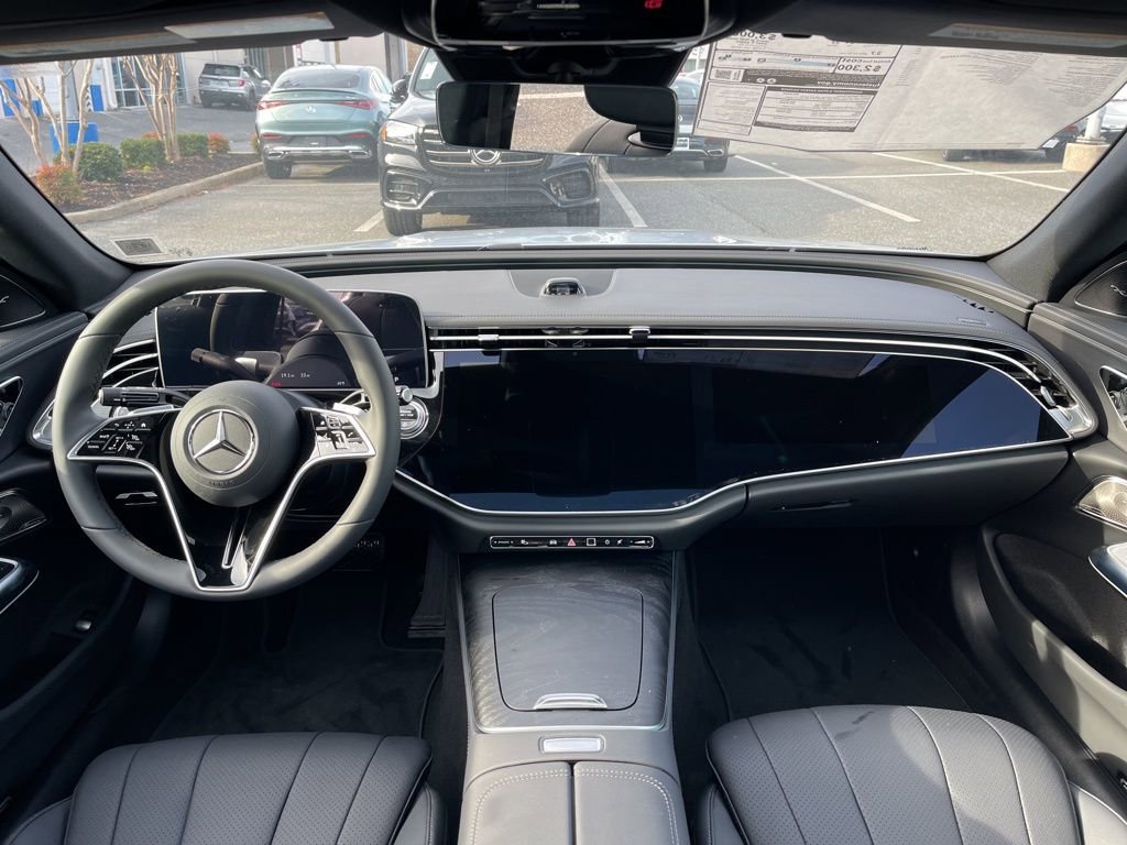 New 2026 Mercedes-Benz E 350 4MATIC Sedan image 8