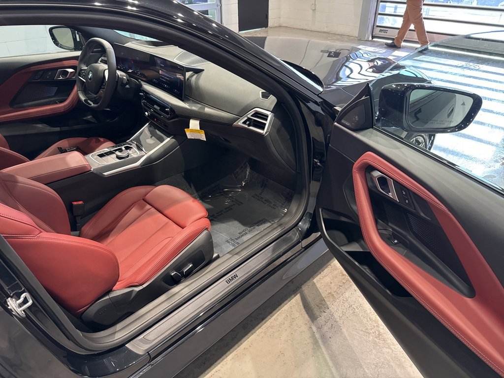 Used 2025 BMW 230i xDrive Coupe w/ Premium Package image 35