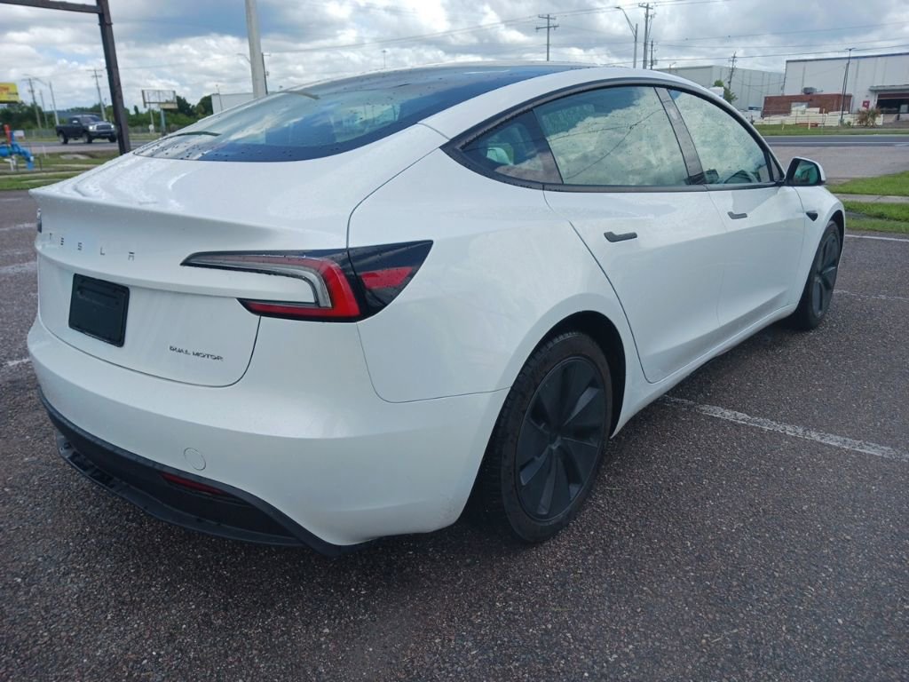 Used 2024 Tesla Model 3 Long Range AWD/4WD image 3