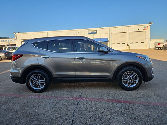 Used 2018 Hyundai Santa Fe Sport w/ 2.4L Value Package 02 FWD image 4