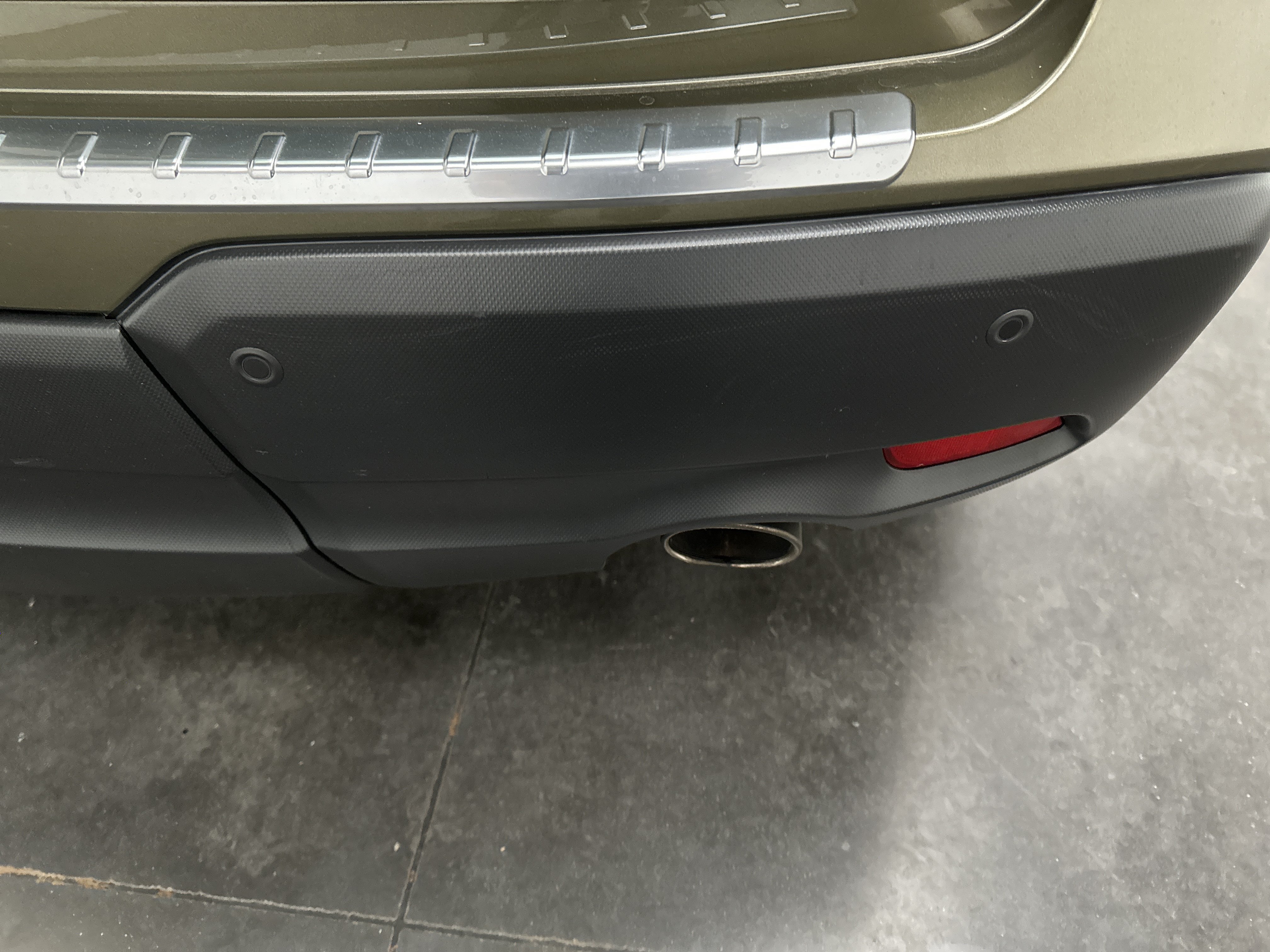 Used 2023 Subaru Ascent Touring AWD/4WD image 16