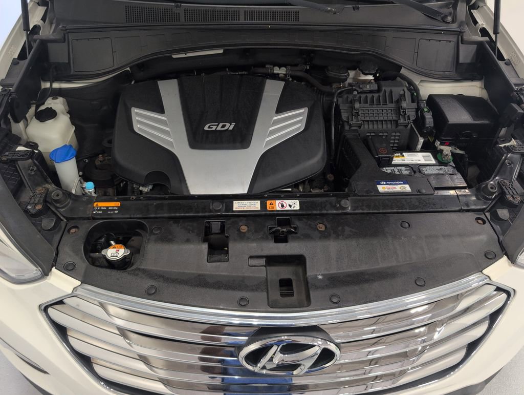 Used 2015 Hyundai Santa Fe GLS w/ Option Group 03 AWD/4WD image 23