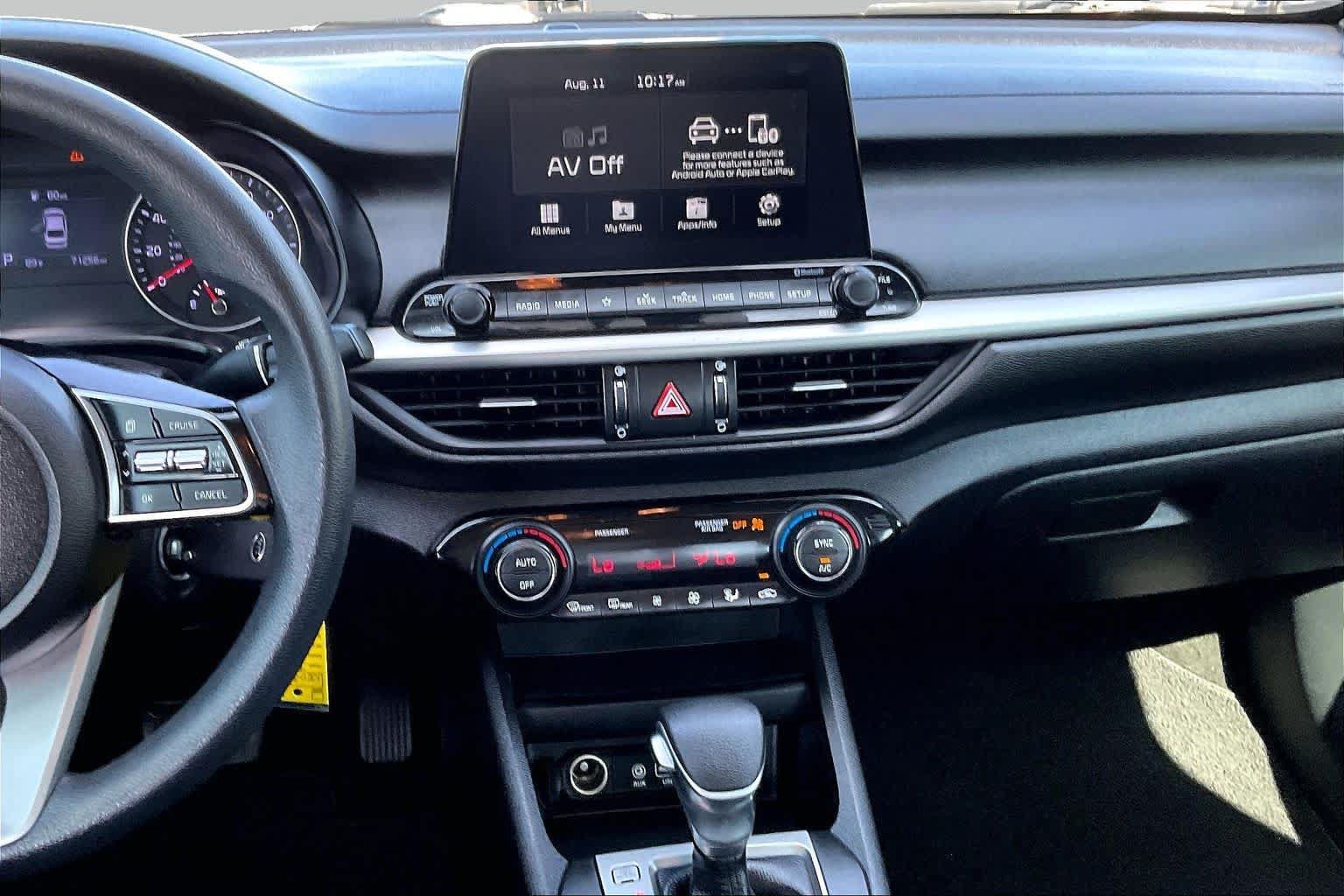 Used 2019 Kia Forte LXS FWD image 7