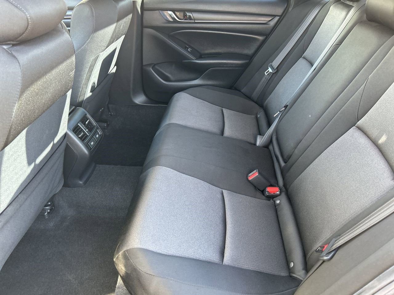 Used 2021 Honda Accord EX image 14