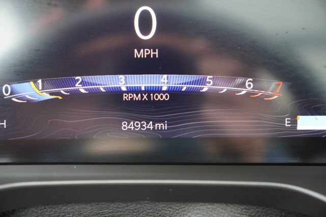 Certified 2022 Jeep Grand Cherokee Limited w/ Luxury Tech Group II image 37