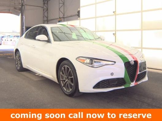 Used 2019 Alfa Romeo Giulia AWD image 1
