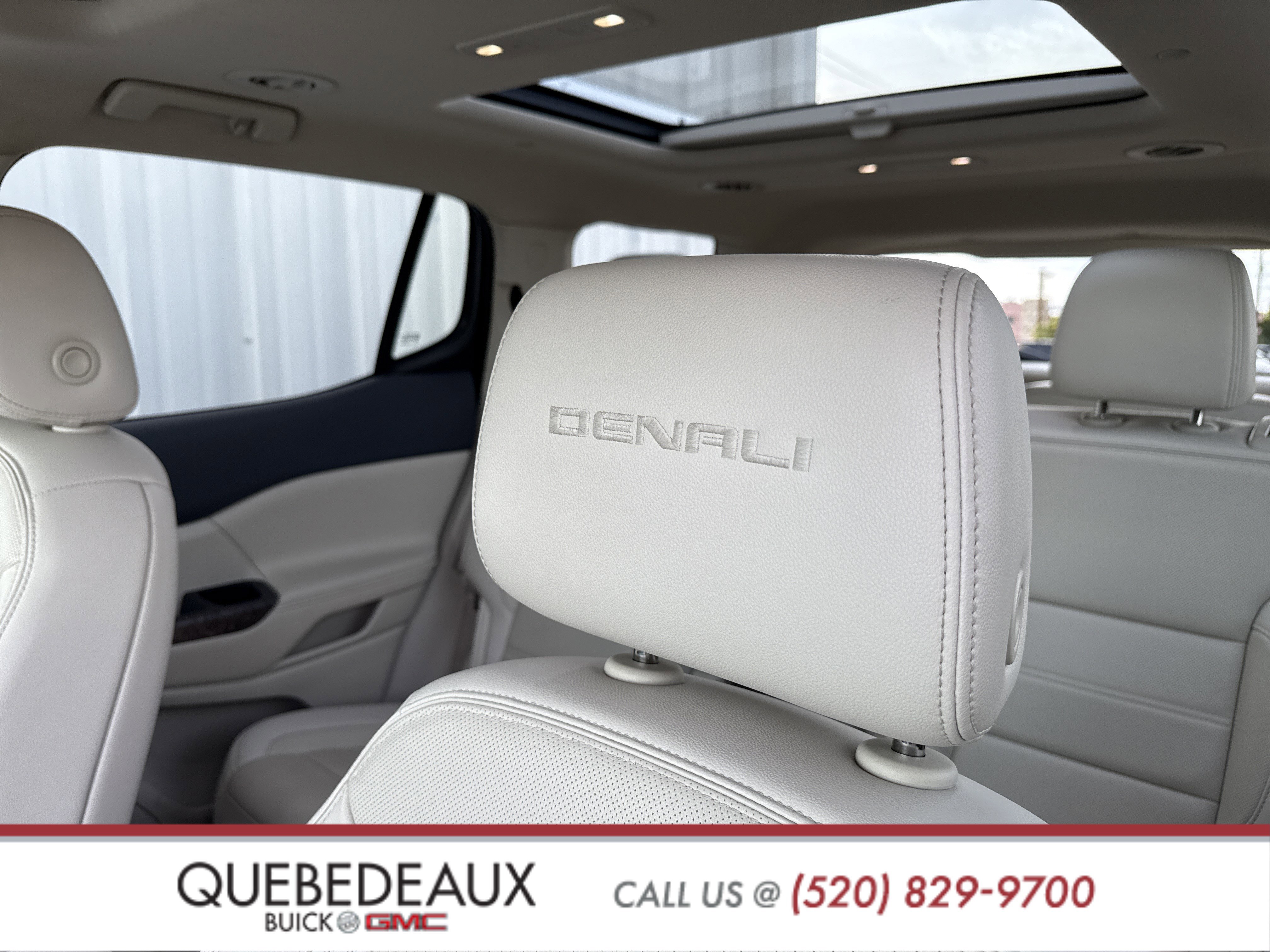 Used 2020 GMC Acadia Denali w/ Denali Ultimate Package image 14
