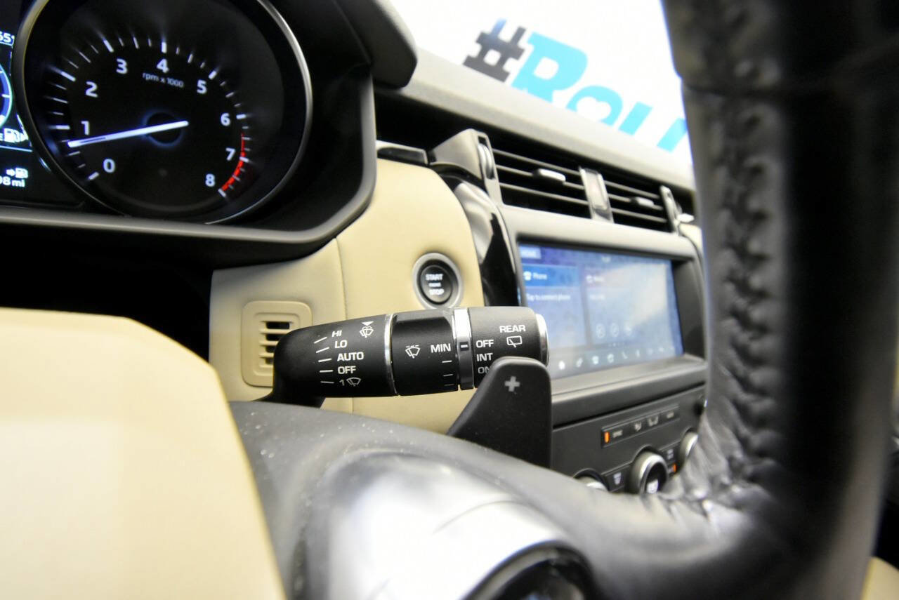 Used 2020 Land Rover Discovery SE AWD/4WD image 28