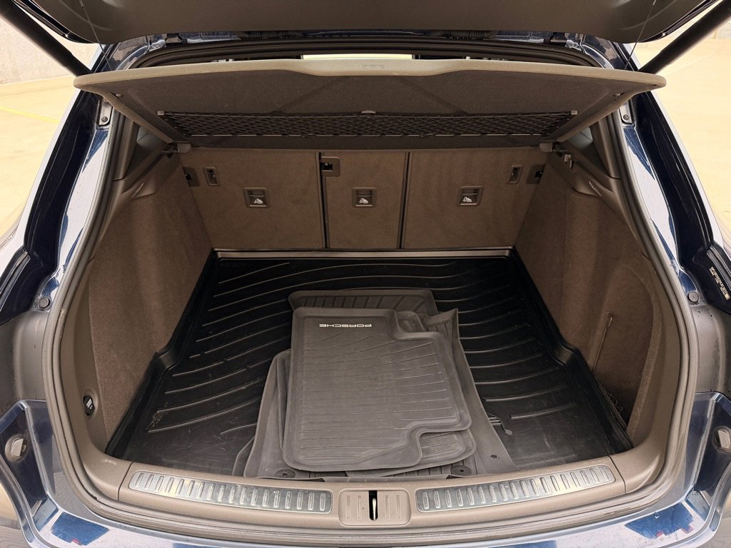 Used 2017 Porsche Macan S image 17