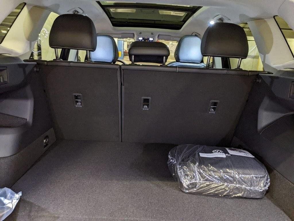 New 2026 Volkswagen Tiguan SE AWD/4WD image 28