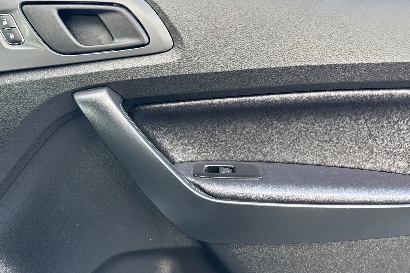 Used 2022 Ford Ranger XL w/ Equipment Group 101A High image 17