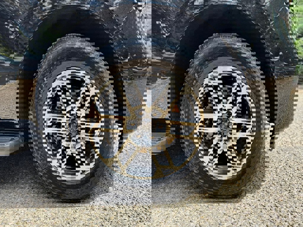 Used 2025 Ford Expedition Max Active AWD/4WD image 4