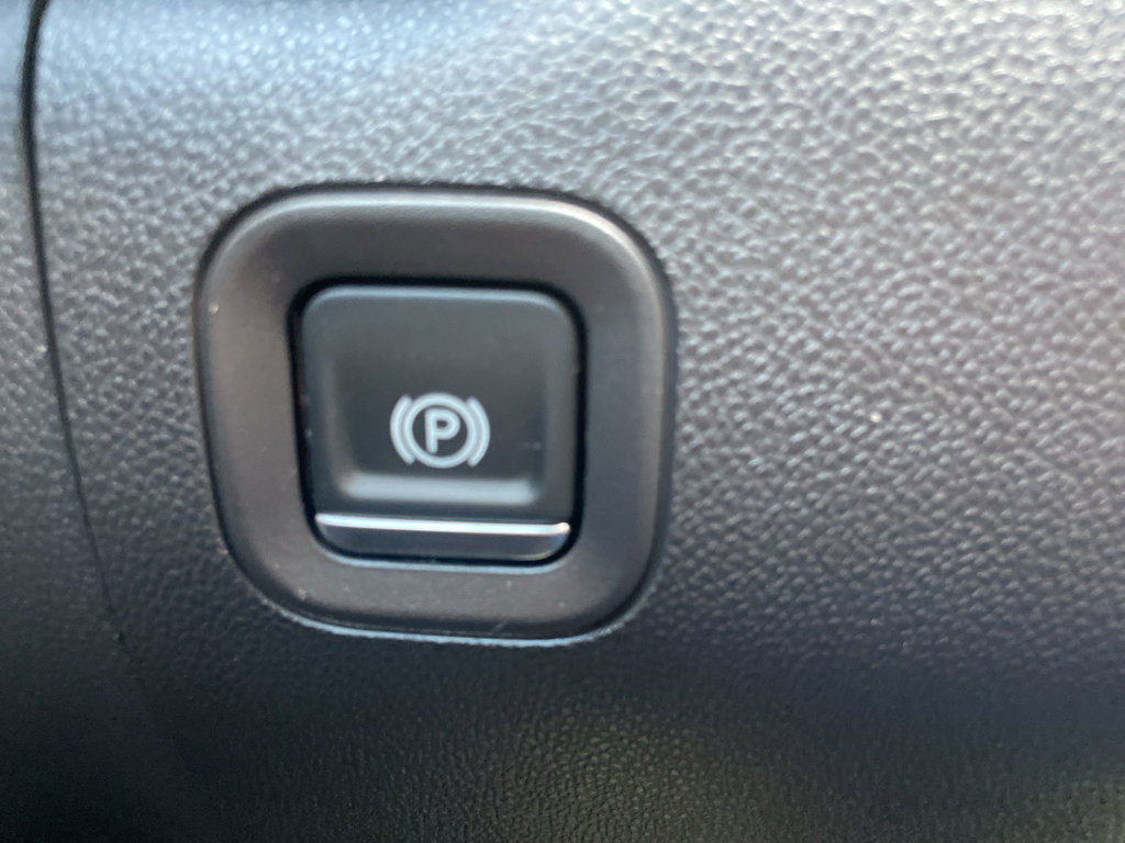 Used 2024 Chevrolet Silverado 1500 Custom Trail Boss w/ Turbomax Blackout Package image 34