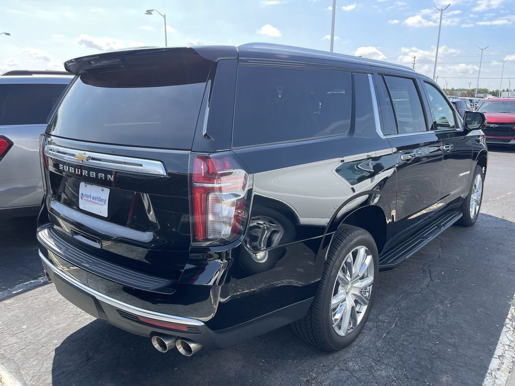 Used 2023 Chevrolet Suburban High Country w/ Max Trailering Package AWD/4WD image 10