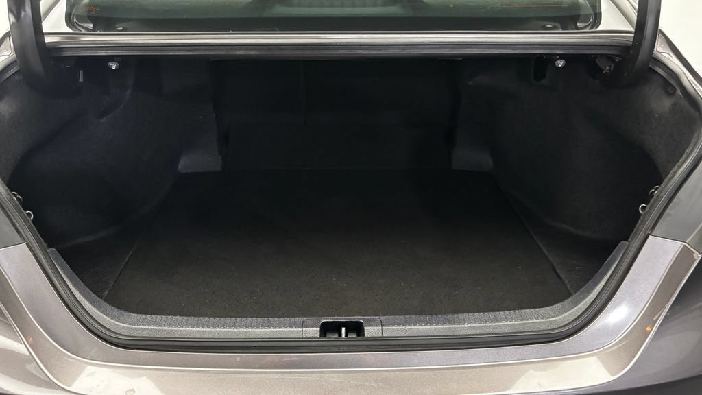 Used 2024 Toyota Camry SE FWD image 35
