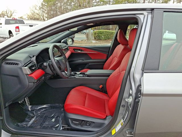 Used 2025 Toyota Camry XSE image 16