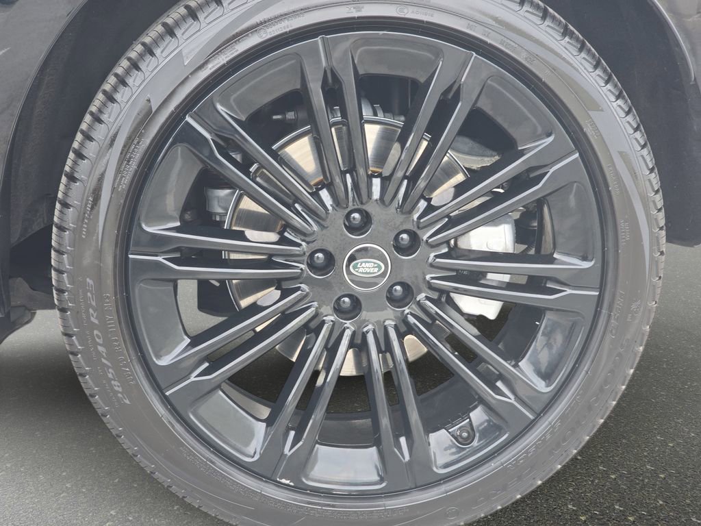 Certified 2023 Land Rover Range Rover SE AWD/4WD image 35