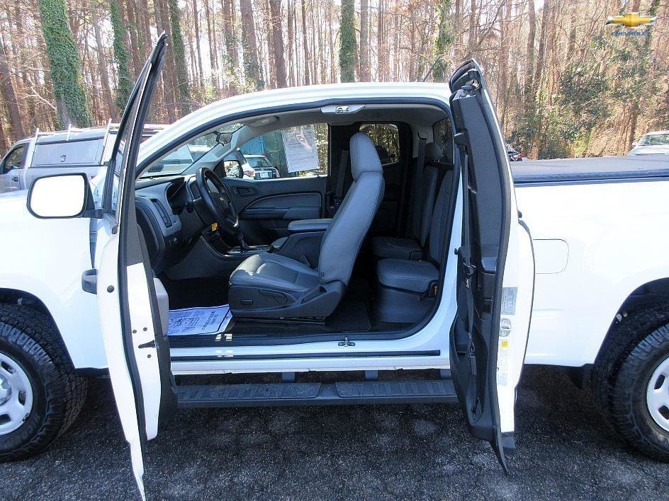 Used 2017 Chevrolet Colorado W/T image 17