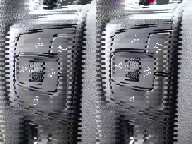 Used 2024 Chevrolet Silverado 1500 Custom image 16