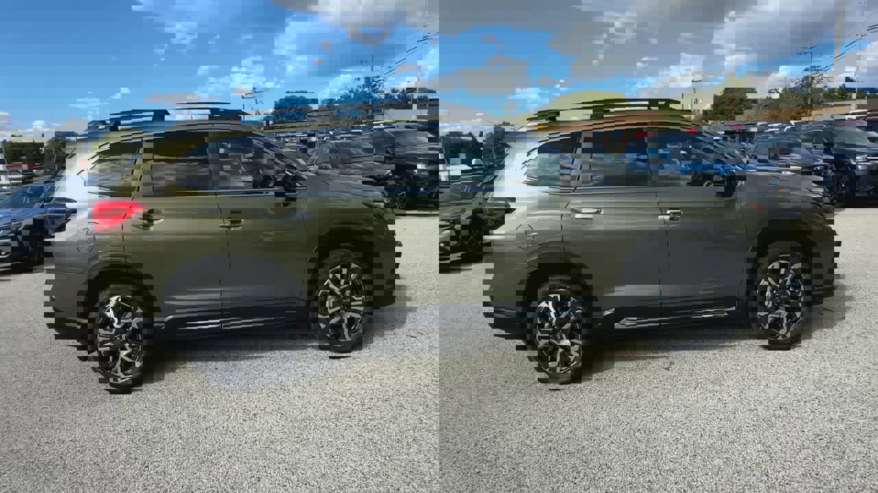 New 2025 Subaru Ascent Touring image 9