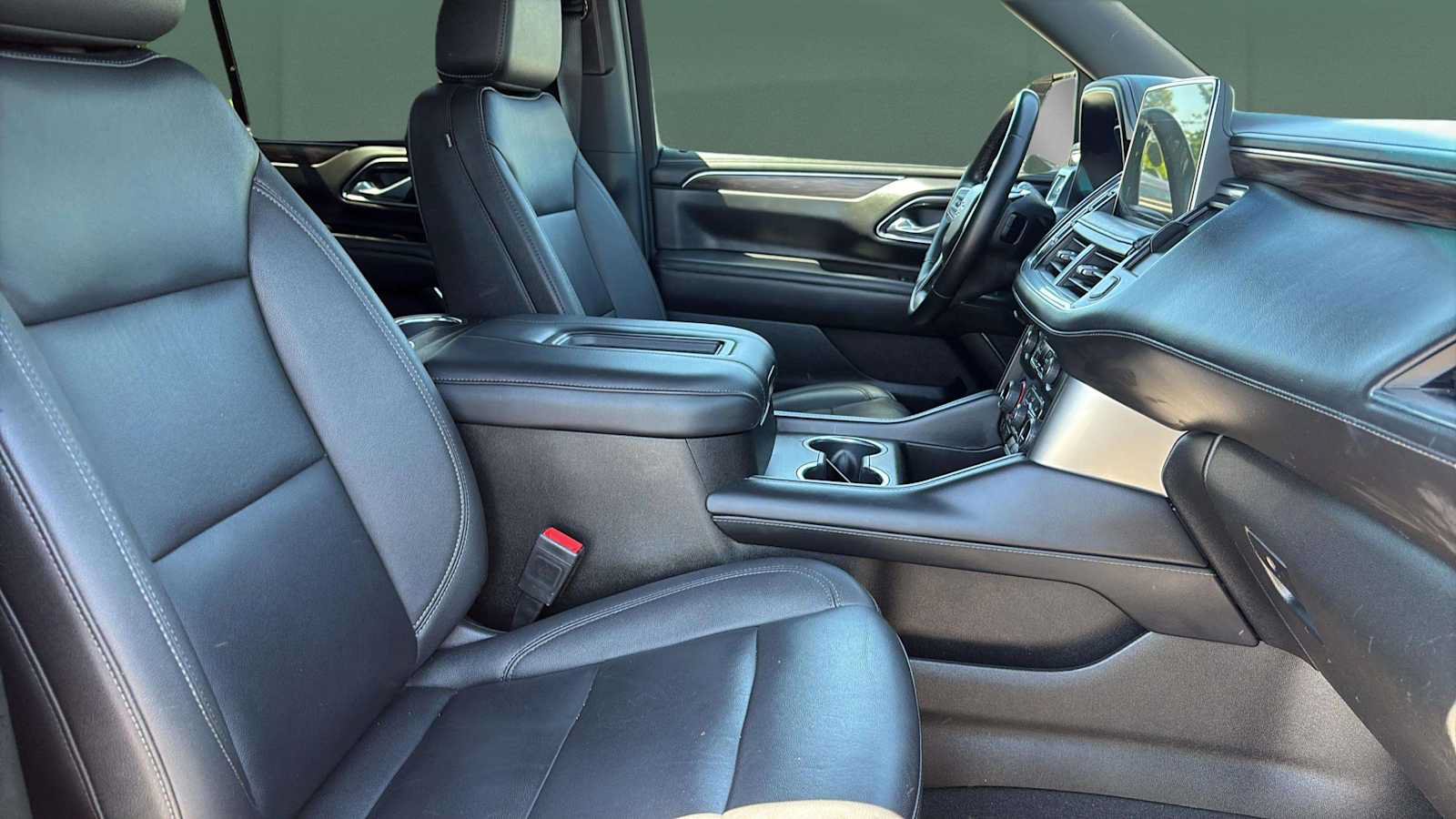 Used 2023 Chevrolet Tahoe LT AWD/4WD image 23
