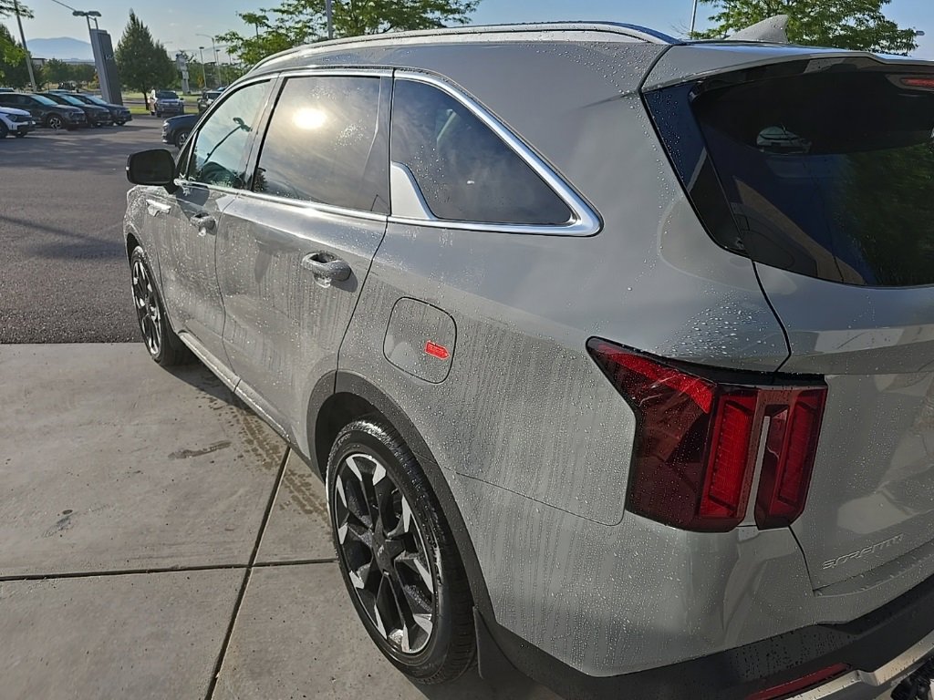 New 2025 Kia Sorento EX w/ Panoramic Sunroof Package image 4