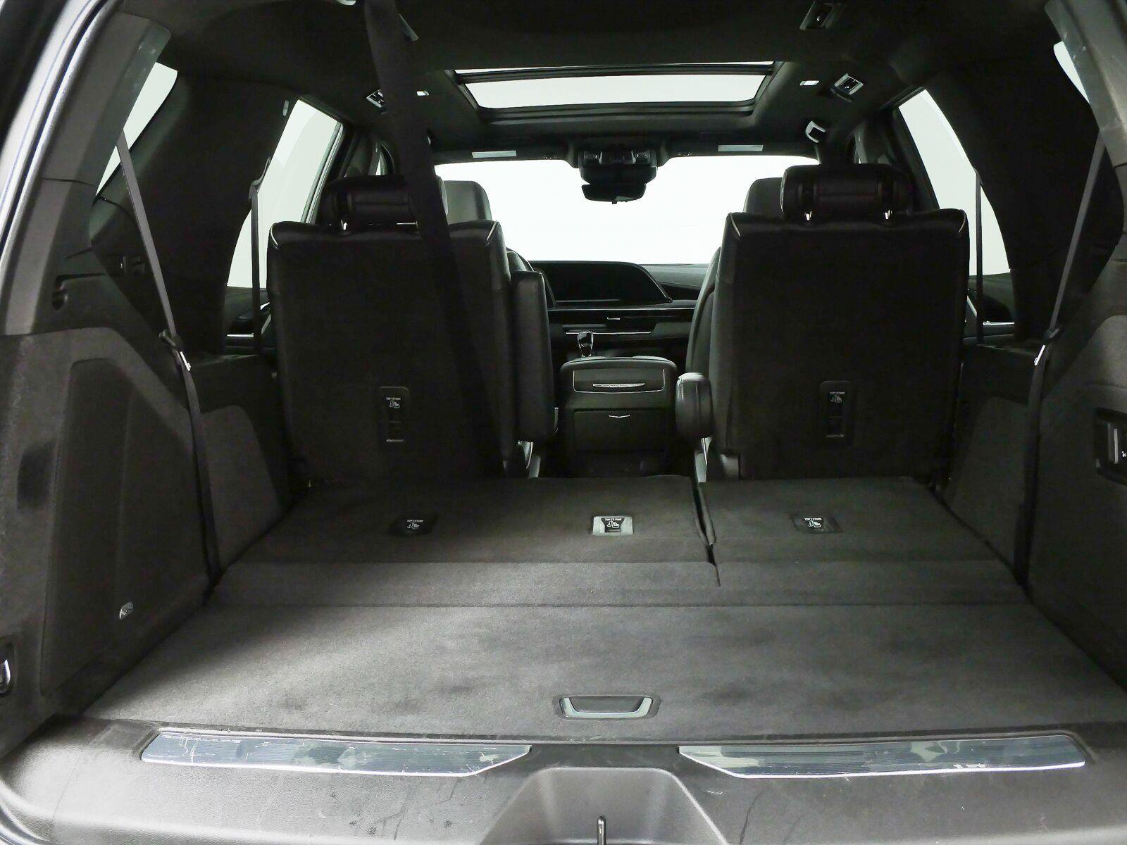 Used 2023 Cadillac Escalade Sport w/ Touring Package AWD/4WD image 33
