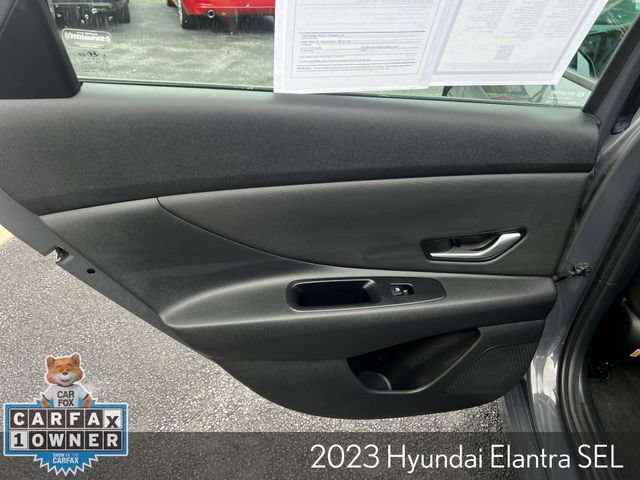 Used 2023 Hyundai Elantra SEL w/ Convenience Package FWD image 20